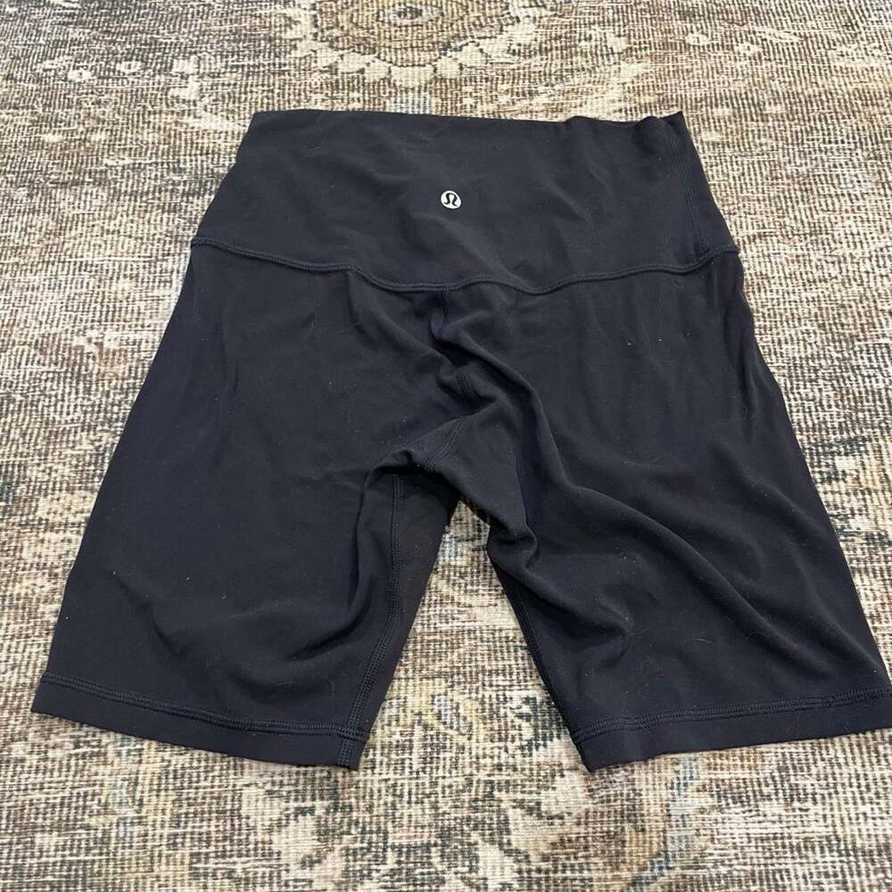 Lululemon Align Bike Shorts Black 8" Size 6 High Rise Buttery Soft Nulu Womens